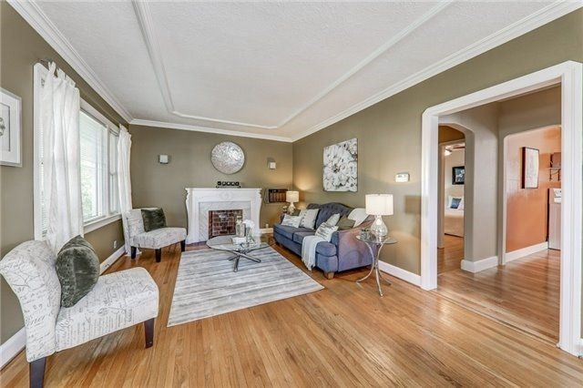 15 Andrew Ave, Toronto, M1M 3G8 | Image 2