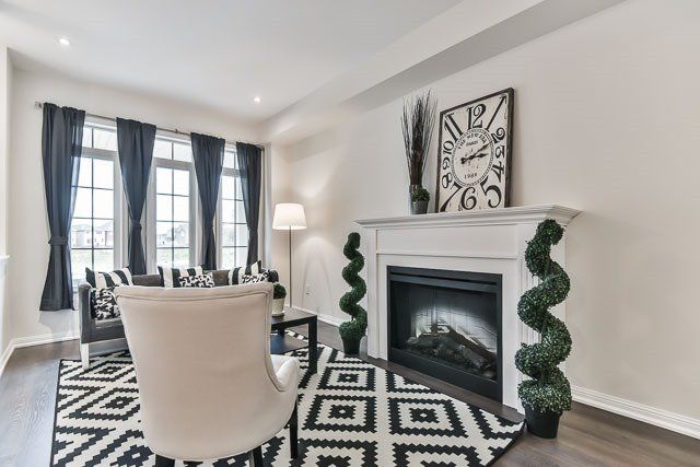 10 Drayton Ave, Ajax, L1T0M9 | Image 3