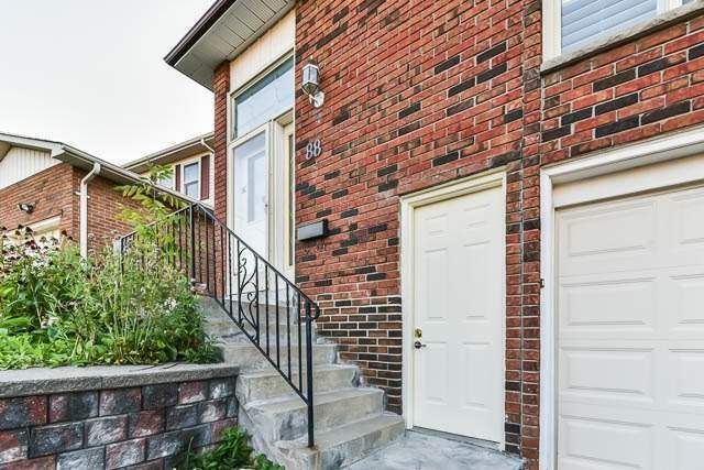 Bsmt - 88 Braymore Blvd, Toronto, M1B2N5 | Image 2