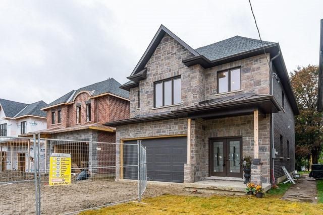 32B Cedar Dr, Toronto, M1J3E8 | Image 2