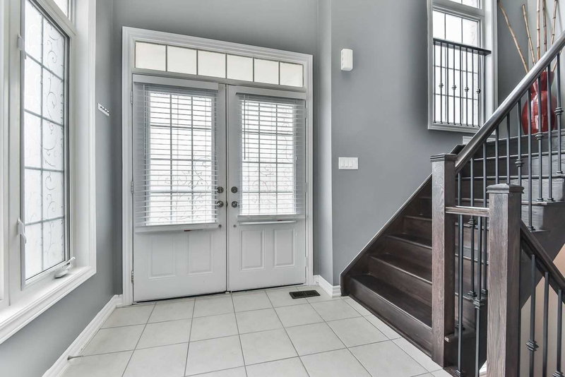 44 Gillett Dr, Ajax, L1Z0N7 | Image 2