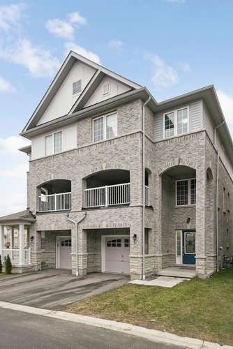 51 Devineridge Ave N, Ajax, L1Z 0R7 | Image 2