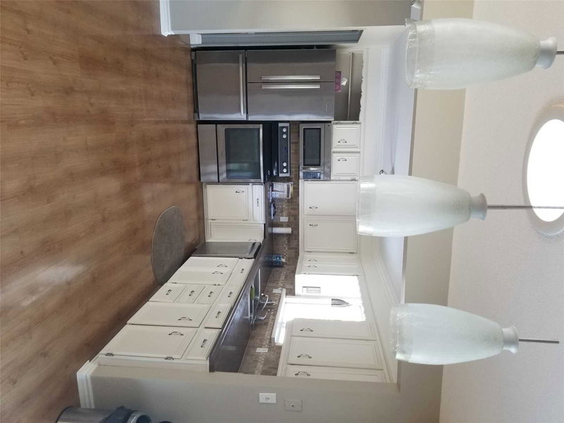 10 Philips Rd, Whitby, L1M1G7 | Image 3