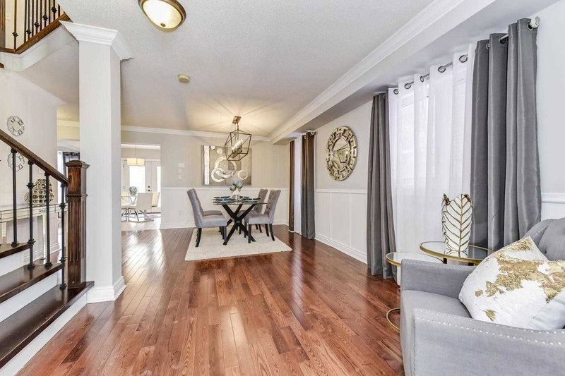 31 Middlecote Dr, Ajax, L1T0A4 | Image 2