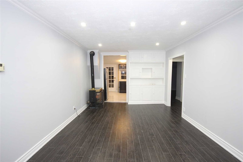 642 Annland St N, Pickering, L1W1B1 | Image 2