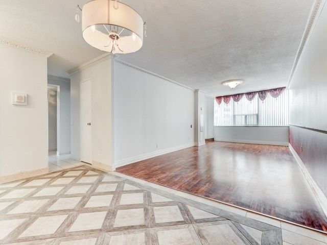 303 - 45 Huntingdale Blvd, Toronto, M1W 2N8 | Image 3