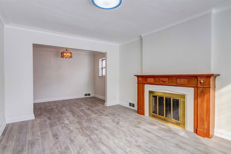 88 Westview Blvd, Toronto, M4B3J1 | Image 3