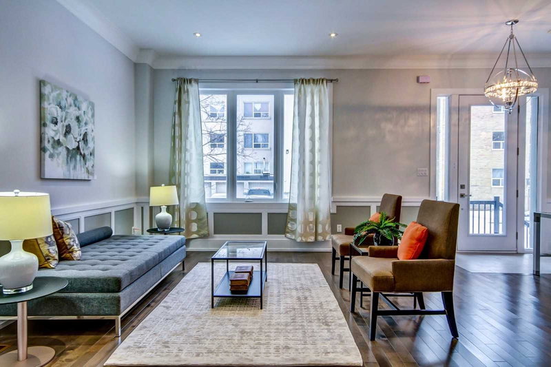 20 Warvet Cres, Toronto, M4B1P3 | Image 2