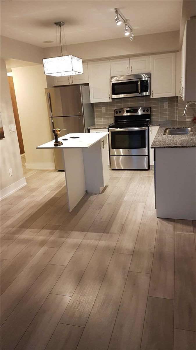 401 - 1215 Bayly St, Pickering, L1W 1L7 | Image 3