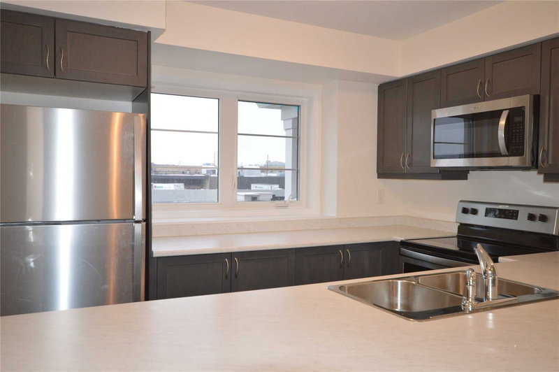 73 Cleanside Rd, Toronto, M1L0J4 | Image 3