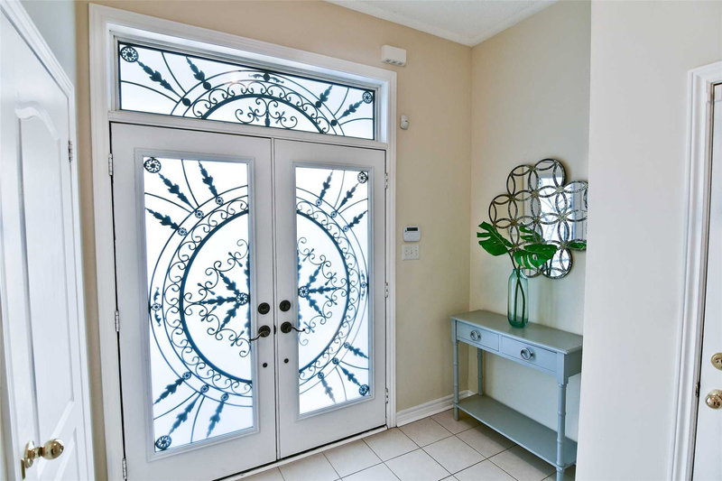 1575 Winville Rd, Pickering, L1X0C6 | Image 2