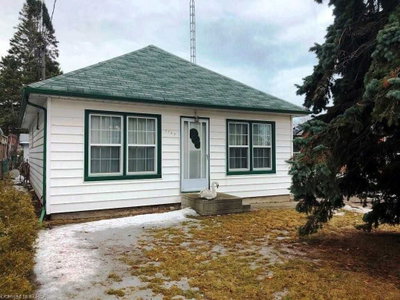 Detached House sold at 1723 Brock Street, Whitby, Ontario, L1N4M7 - Port Whitby - MLS: E4386505
