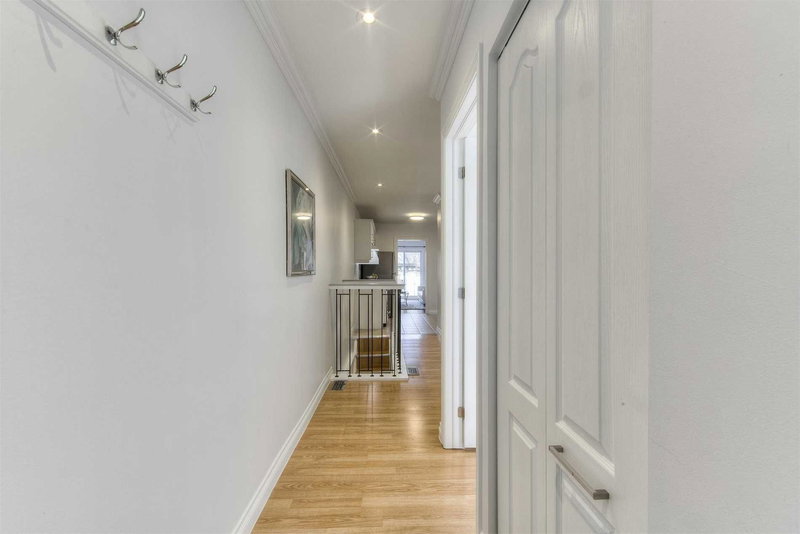 283 Chisholm Ave, Toronto, M4C4W5 | Image 2