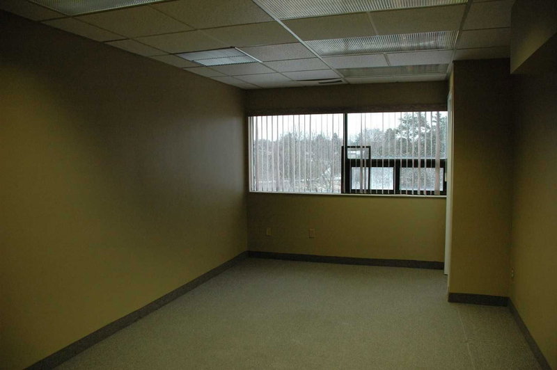 217 - 650 King St E, Oshawa, L1H1G5 | Image 2