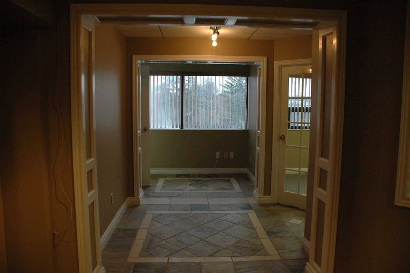 217 - 650 King St E, Oshawa, L1H1G5 | Image 3