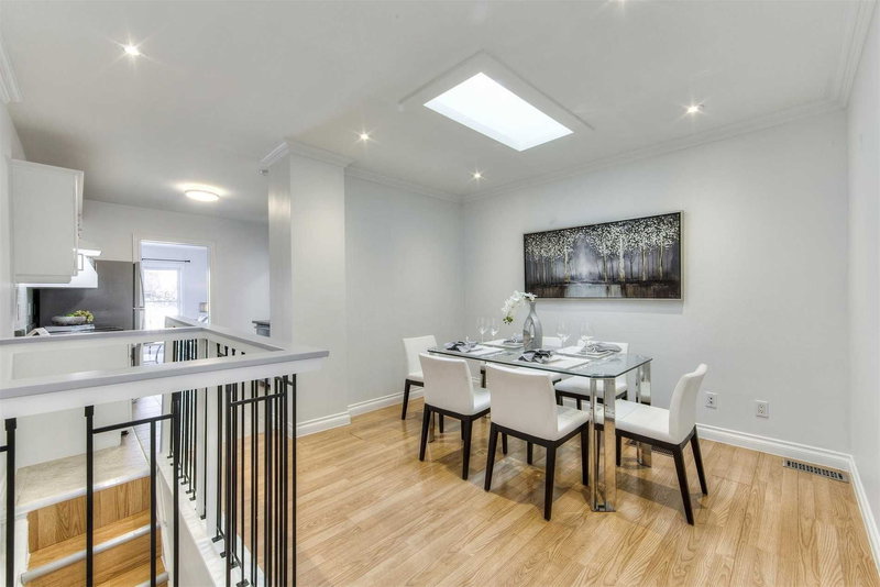 283 Chisholm Ave, Toronto, M4C4W5 | Image 3