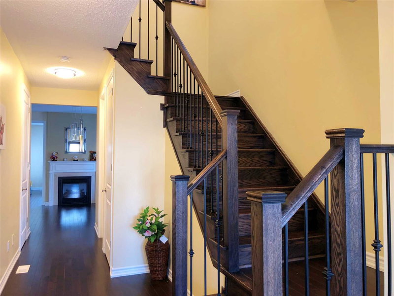 2520 Secreto Dr, Oshawa, L1J2K0 | Image 3