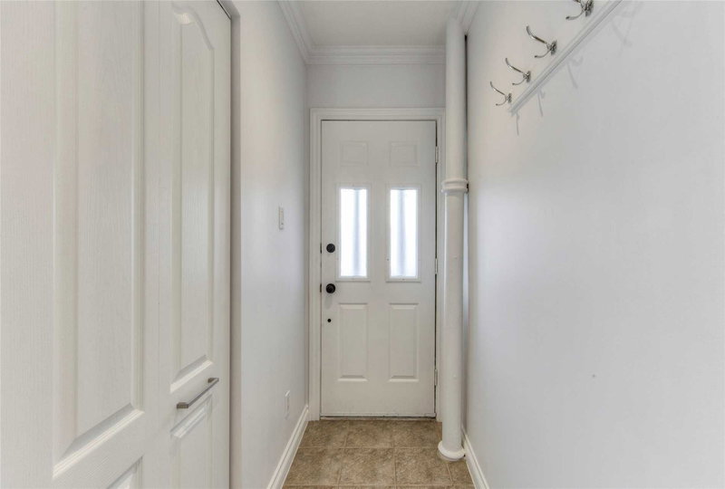 283 Chisholm Ave, Toronto, M4C4W5 | Image 2