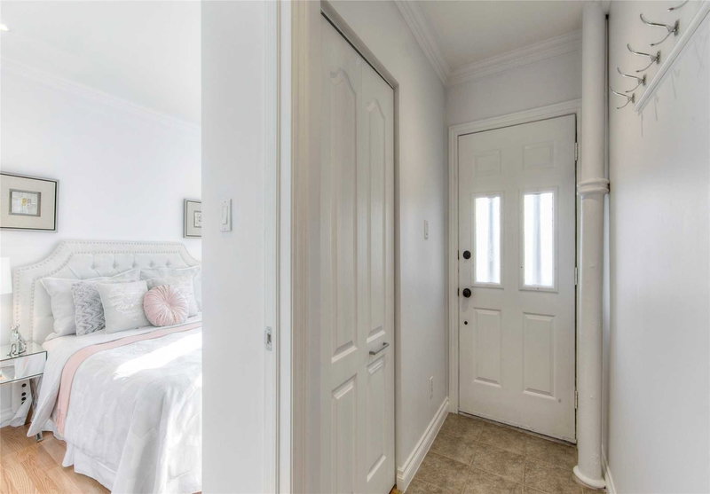 283 Chisholm Ave, Toronto, M4C4W5 | Image 3