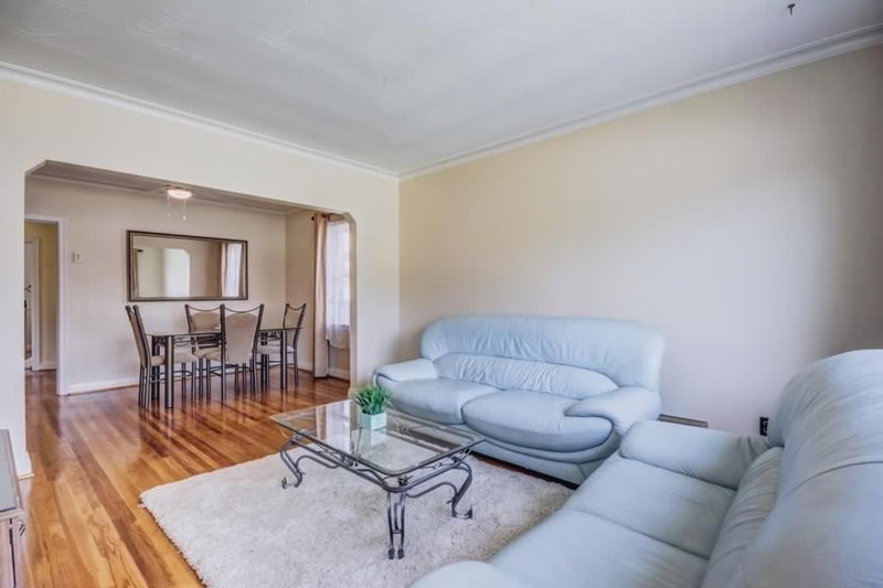 106 Ainsdale Rd, Toronto, M1R 3Z2 | Image 3