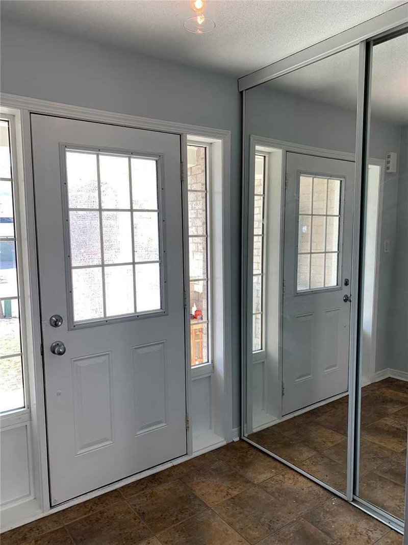 1523 Glenbourne Dr, Oshawa, L1K0M5 | Image 3