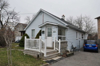 Detached House sold at 922A Danforth Road, Toronto, Ontario, M1K 1H9 - Kennedy Park - MLS: E4428761