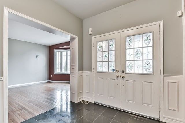 1649 Ballantrae Dr E, Oshawa, L1K0B1 | Image 2