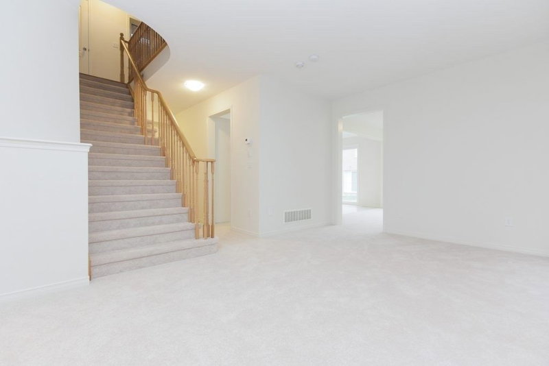 2553 Craftsman Dr, Oshawa, L1L0M4 | Image 2