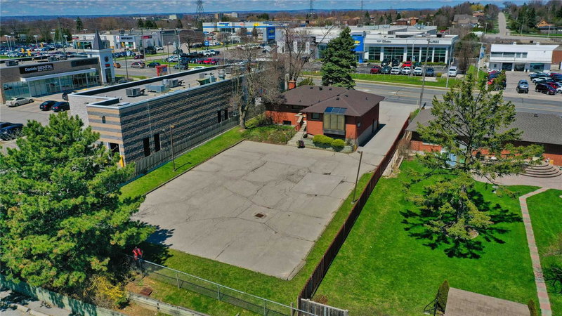 1533 Dundas St E, Whitby, L1N2K6 | Image 3