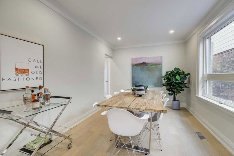 301 Wolverleigh Blvd, Toronto, M4C1S5 | Image 2