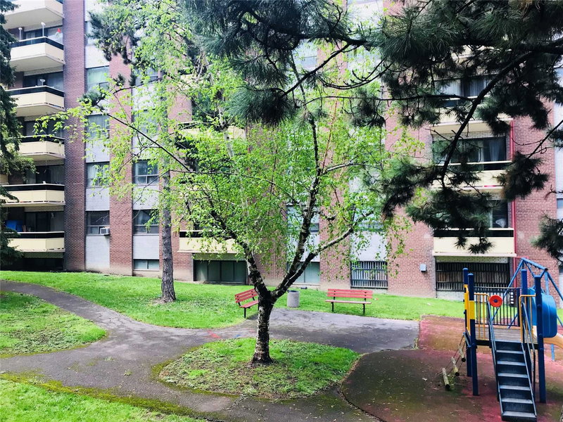 114 - 915 Midland Ave, Toronto, M1K4G1 | Image 2