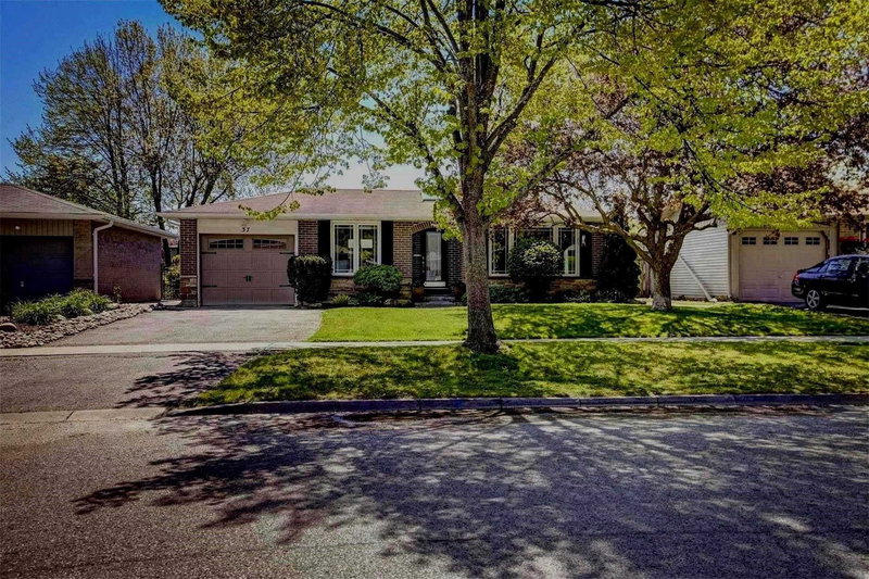 37 Lewin Cres, Ajax, L1S3A2 | Image 2