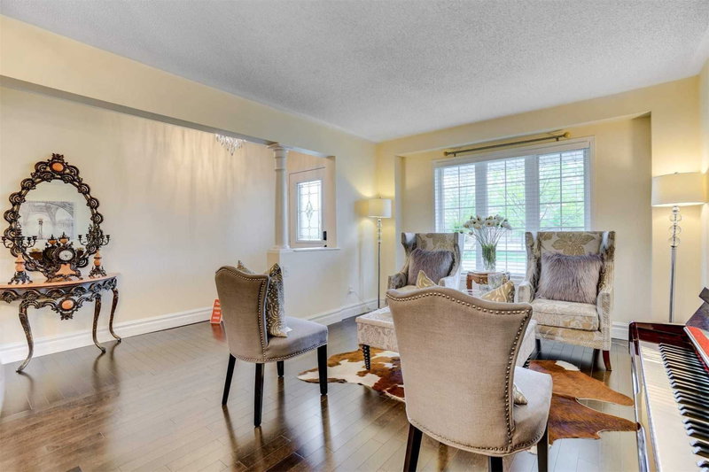 10 Greenhalf Dr, Ajax, L1S7N6 | Image 2