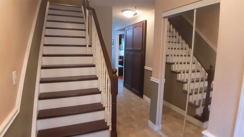 332 Elgin St W, Oshawa, L1J2P3 | Image 2