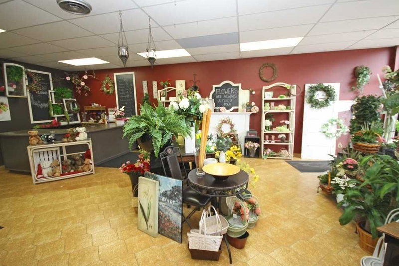 74 Simcoe St S, Oshawa, L1H4G6 | Image 3