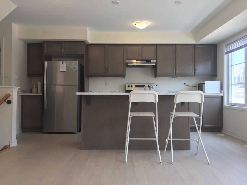 32 Fusilier Dr, Toronto, M1L 0J4 | Image 2