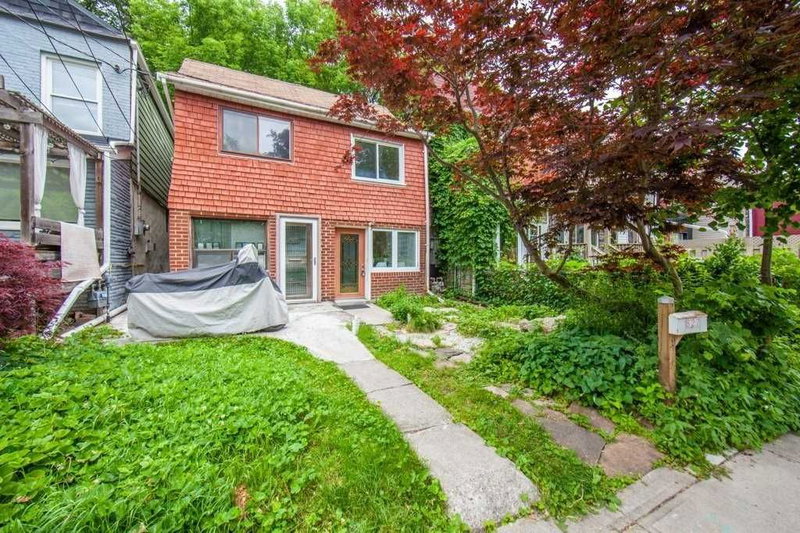 827 Craven Rd, Toronto, M4L2Z7 | Image 3