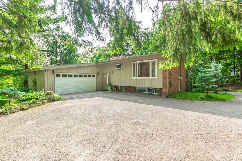 3225 Greenwood Rd, Pickering, L0H1H0 | Image 3