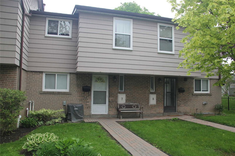 7 - 925 Bayly St, Pickering, L1W1L4 | Image 3