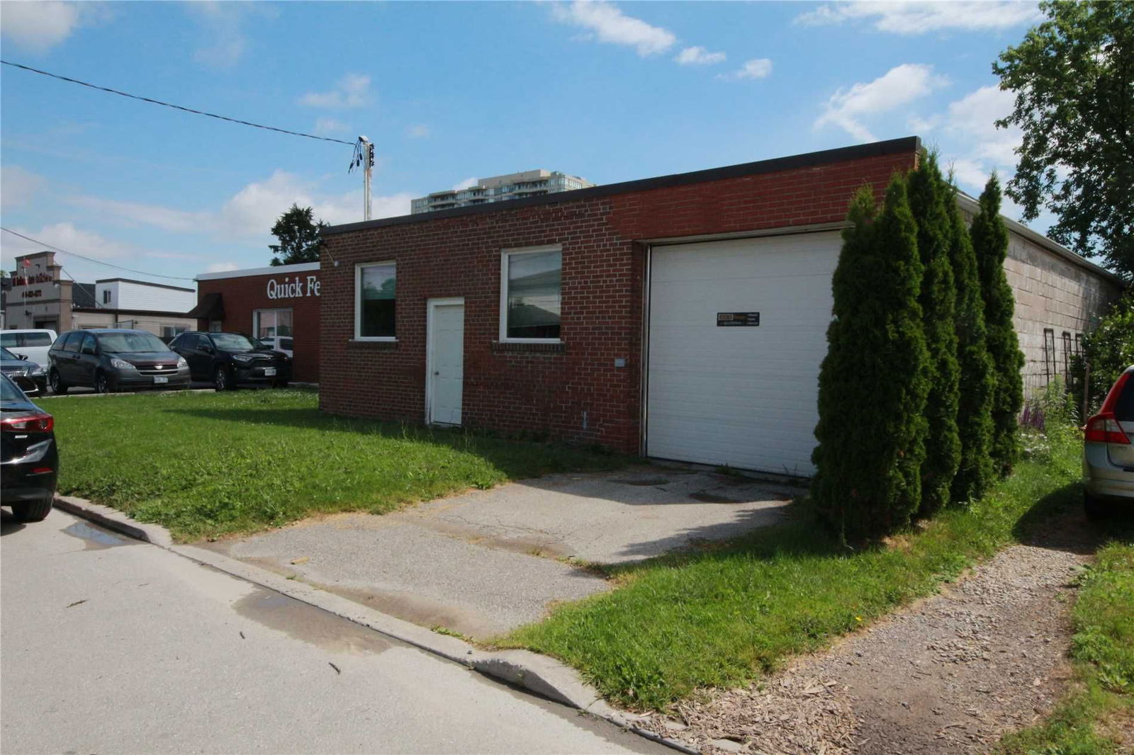 Industrial sold at 3 & 5 Granger Avenue, Toronto, Kennedy Park, M1K 3K9 - MLS: E4521137