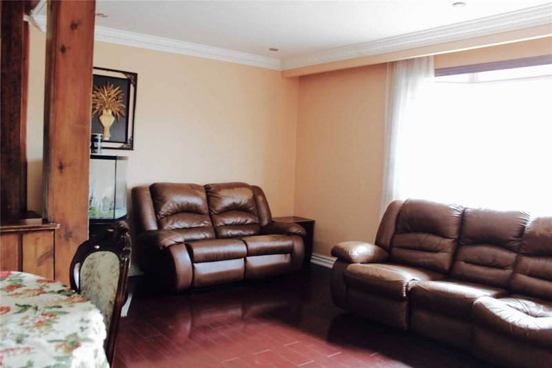 Main - 65 Sharbot Ave, Toronto, M1H1Z2 | Image 2