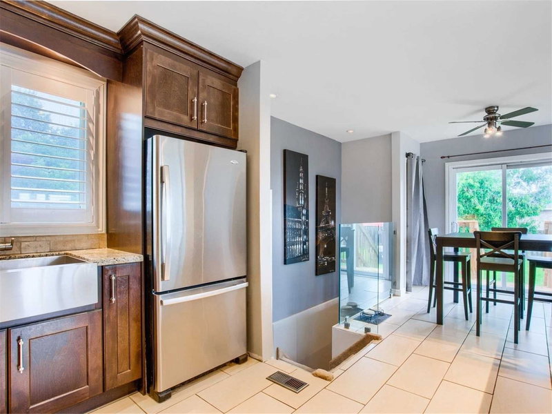 488 Beurling Ave, Oshawa, L1J2Z9 | Image 3