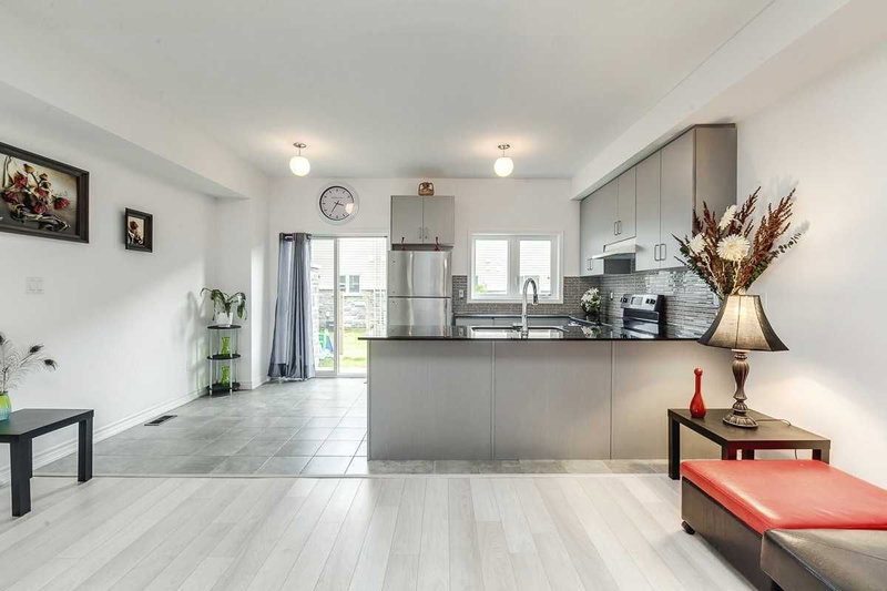 32 Kantium Way, Whitby, L1N 0L4 | Image 3