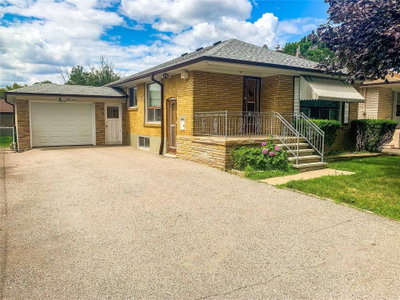 Detached House sold at 64 Hart Avenue, Toronto, Ontario, M1K 3H4 - Kennedy Park - MLS: E4545205