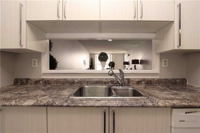 712 - 1665 Pickering Pkwy, Pickering, L1V 6L4 | Image 2