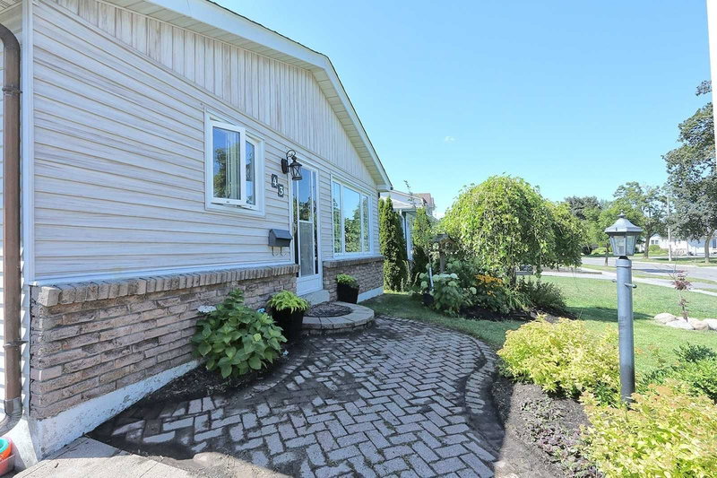 43 Ormond Dr, Oshawa, L1G7E3 | Image 2