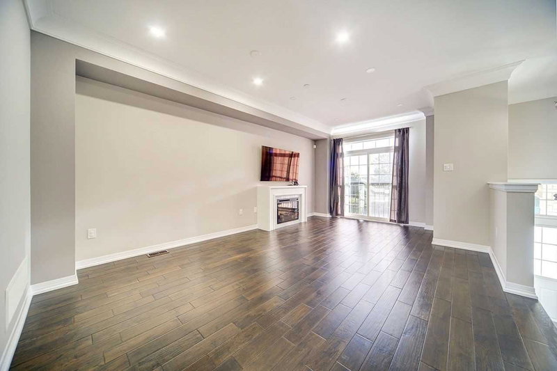 238 London Lane, Ajax, L1T0N5 | Image 2