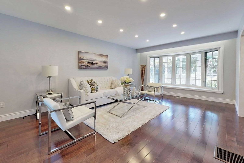 36 Roundwood Crt, Toronto, M1W1Z2 | Image 3