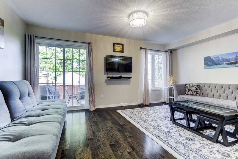 806 Mccue Dr, Oshawa, L1K0R1 | Image 3