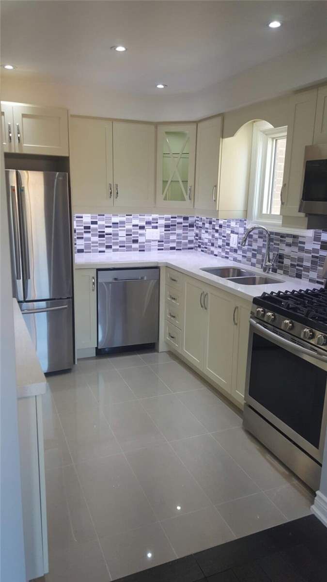 41 Barrett Cres, Ajax, L1T2C8 | Image 3